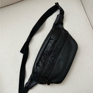 Black Belt Bag